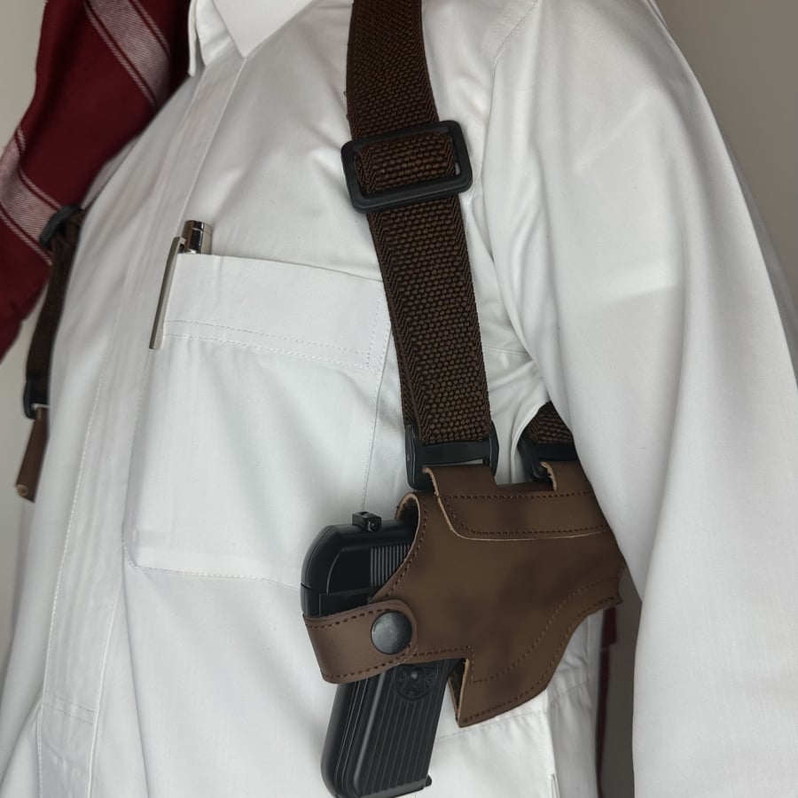 Gun-shaped strap, half rubber, full, three colors, for the guns, half (decorative)