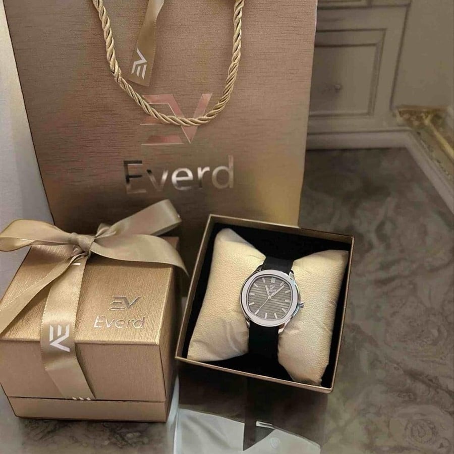 ساعه رجاليه ماركة ايفرد ربل اسود ميناء اسود
