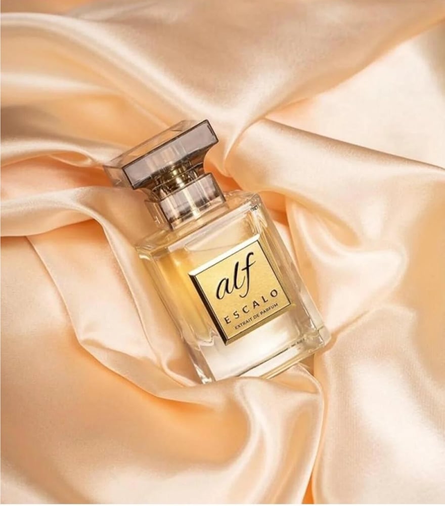 عطر فاخر للجنسين – Extrait de Parfum بتركيز عالٍ | 50 مل