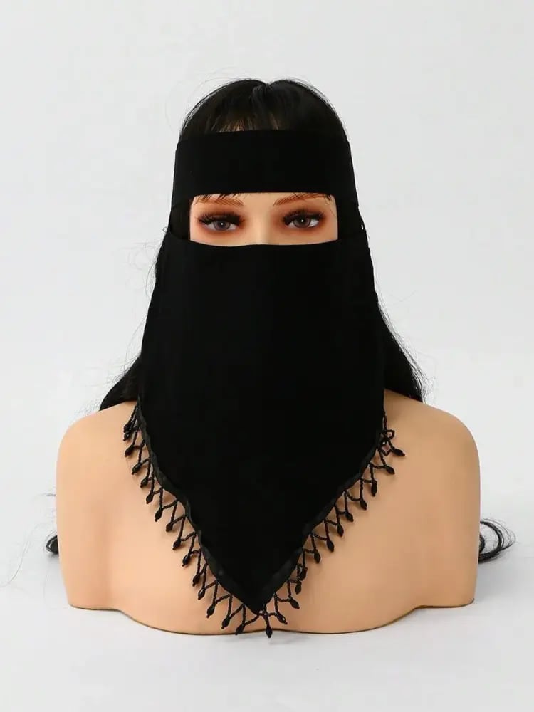 نقاب نسائي بلون موحد