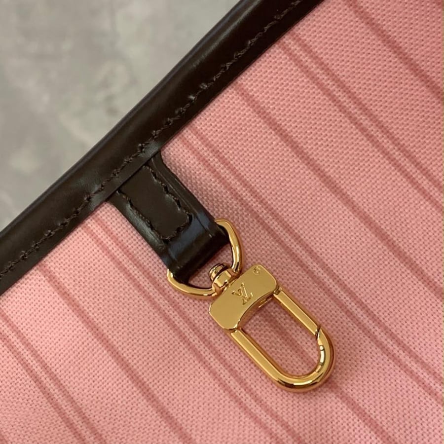 LV Neverfull