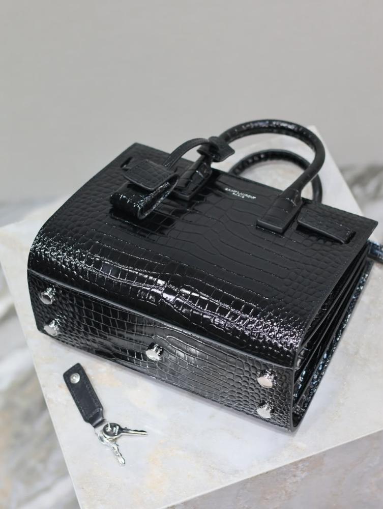 YSL Nano sac de jour