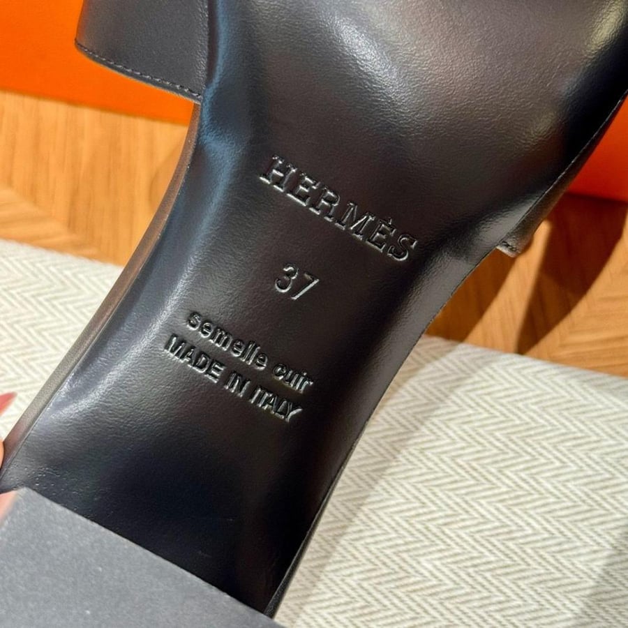 Hermes heels
