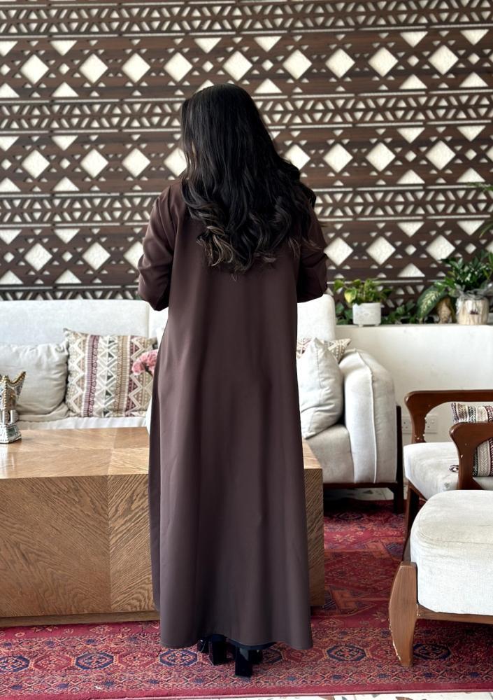 عباية بشكل انيق