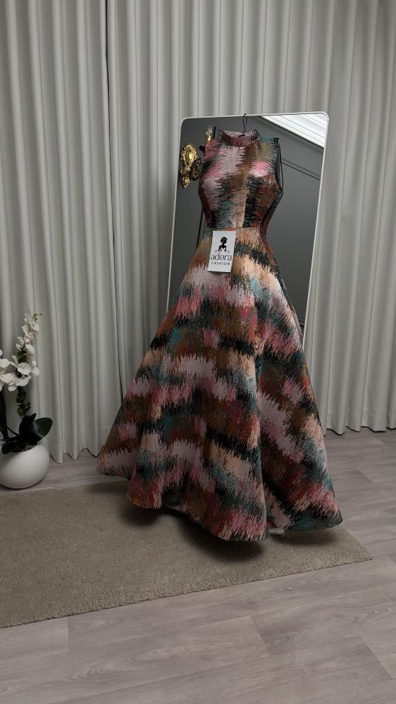 Elegant dress
