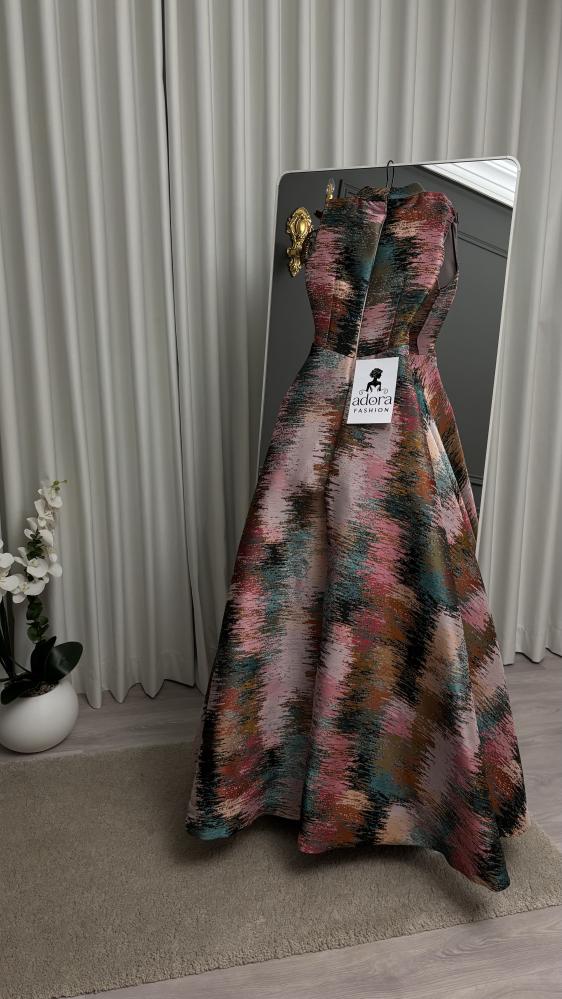 Elegant dress