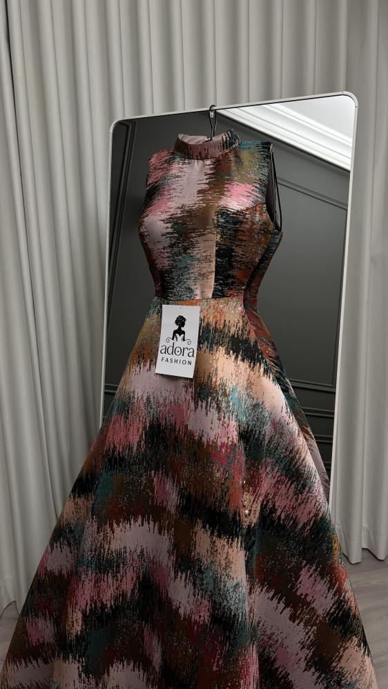 Elegant dress