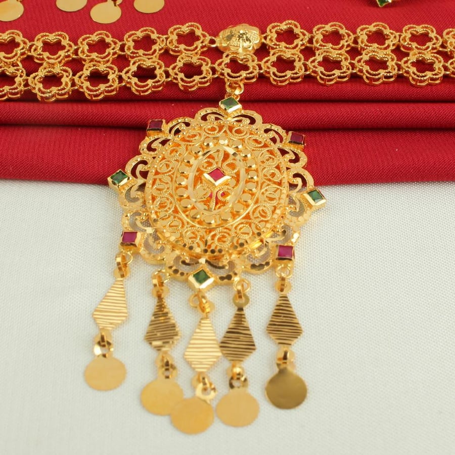 Half set of 21-karat with modern design weight 34.86 grams