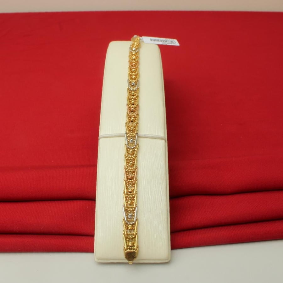Gold 18 karat fallen bracelet