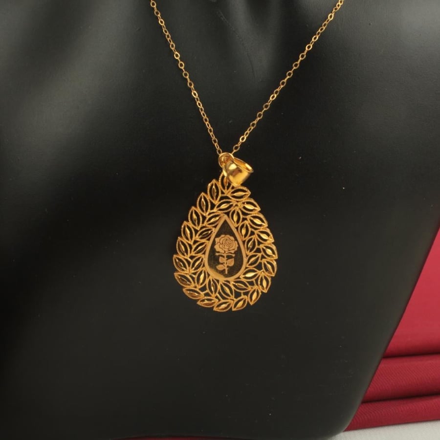 نصف طقم ذهب عيار 21