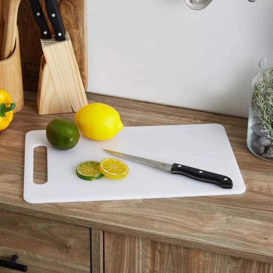 Plastic Cutting Board for Quick & Easy Chopping – Dual-Sided Non-Slip Multipurpose Chopping Board Easy To Clean Kitchen Essential for Fruits Vegetables Meat & Others (Plain White - 43.50 x 27.50 cm)