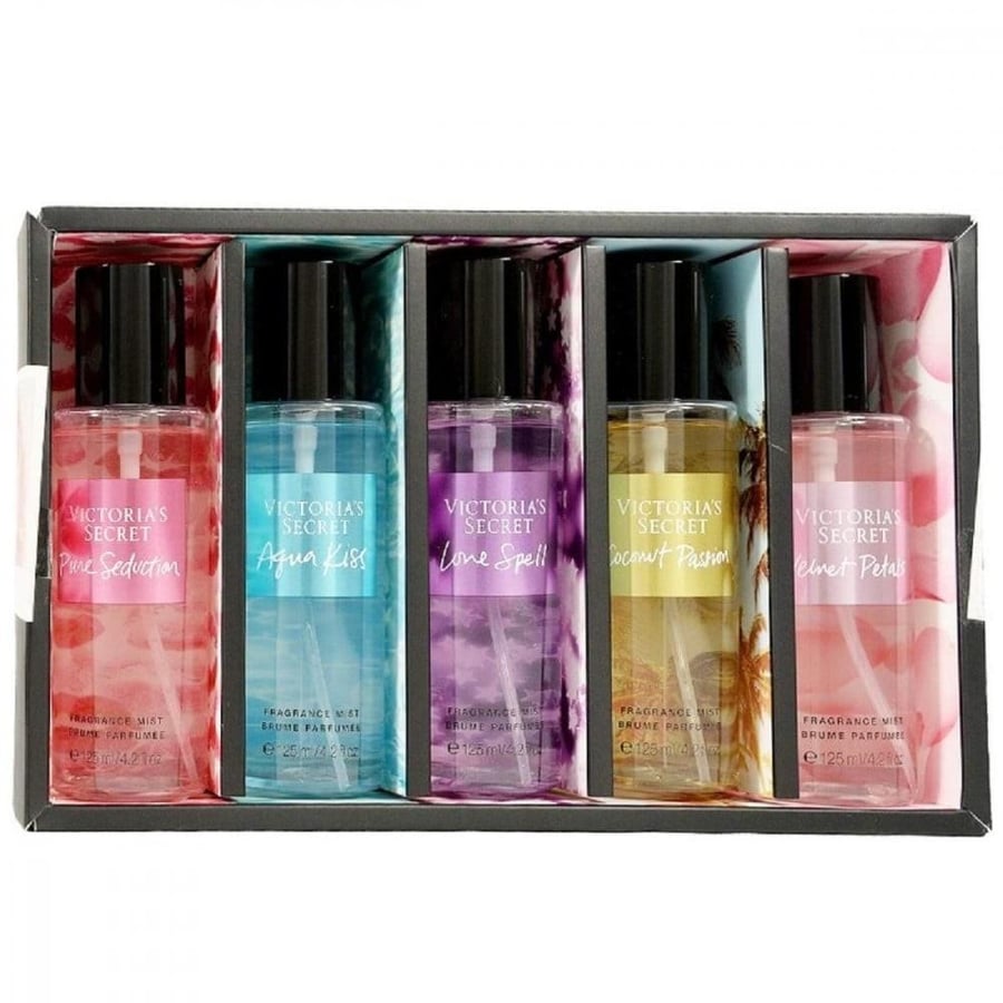 معطرات جسم مجموعة بخاخات الجسم من فيكتوريا سيكريت تحتوي على بيور سيدكشن واكوا كيس ولوف سبيل وكوكونات باشن وفيلفيت بيتالز بسعة 125 مل