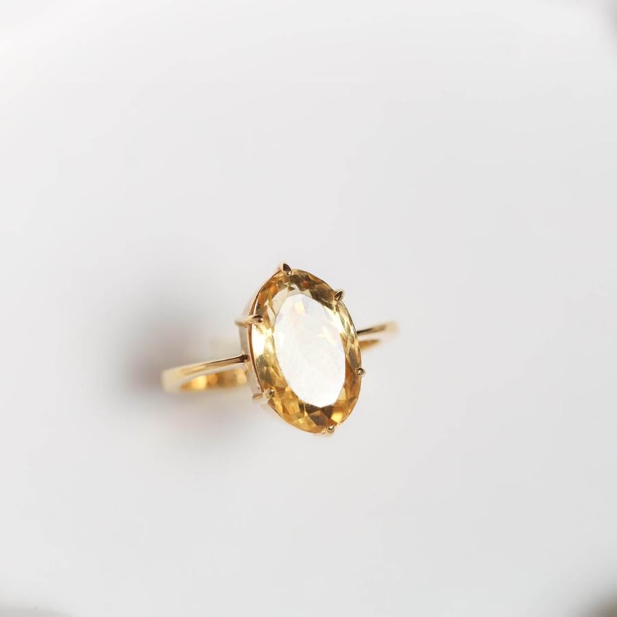 Gold ring 21 karat with citrine stone