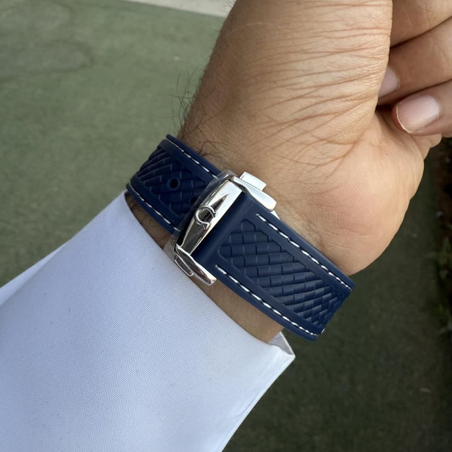 omega seamaster aqua blue