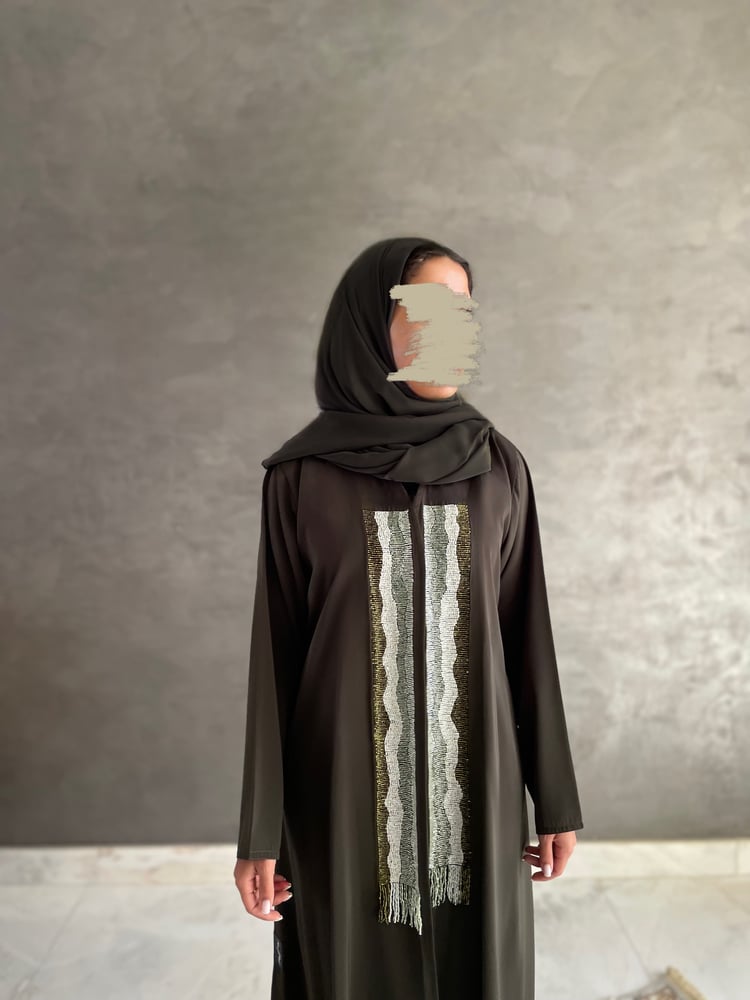 عباية كريب زيتي غامق بشك هدب