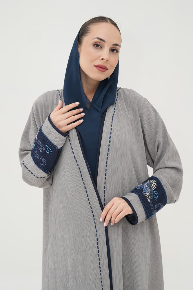 Linen abaya, crinkled, beige, with a design on the sleeves