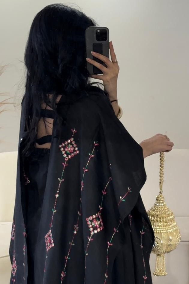 SM121 جلابية