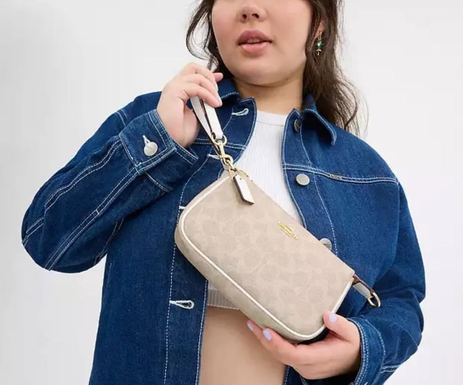 حقيبه كوتش مقاس صغير  Nolita 19