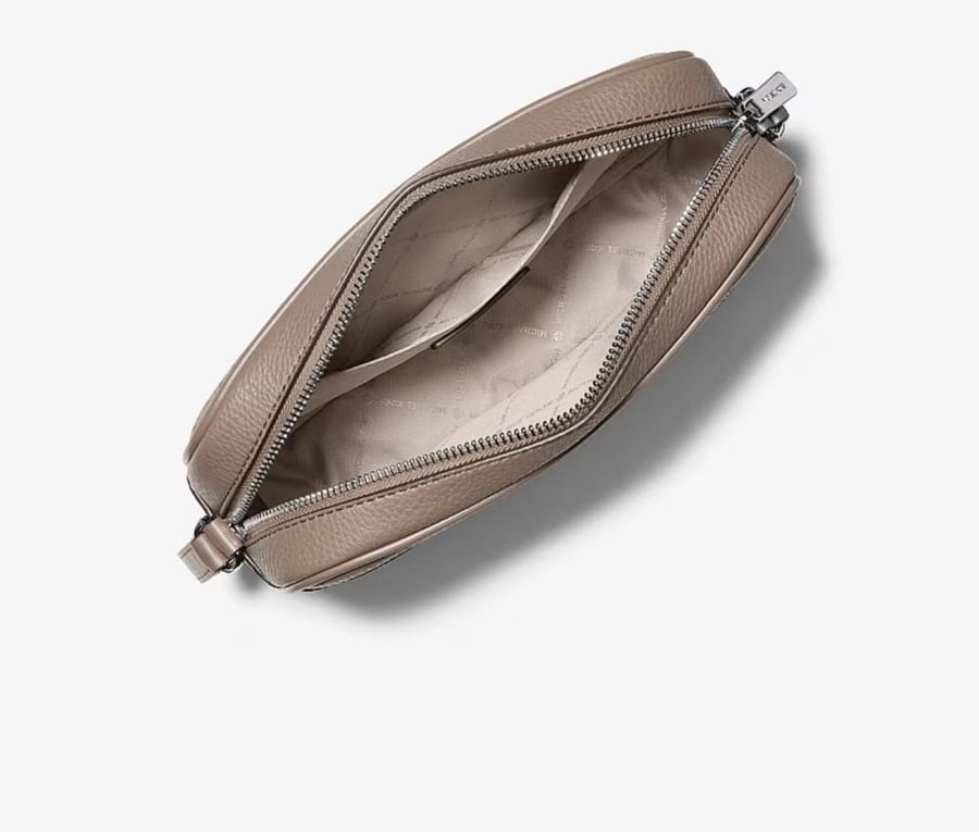 حقيبه مايكل كورس المقاس الوسط Camera Crossbody Bag