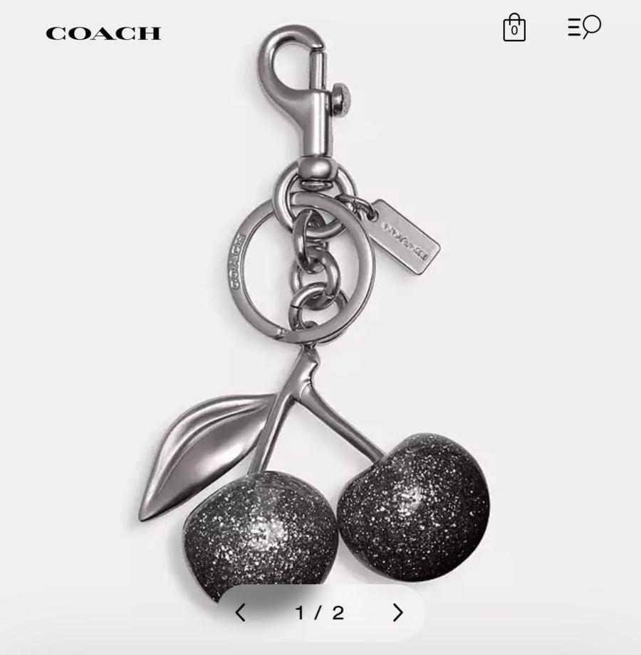 تعليقه الكرز من كوتش Cherry Charm