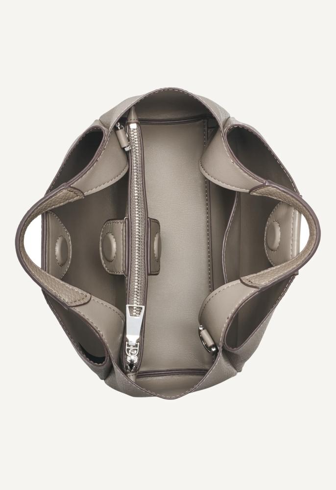 حقيبه DKNY