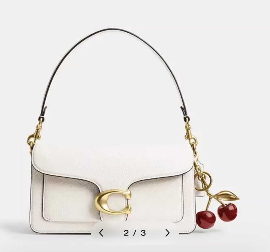 تعليقه الكرز من كوتش Cherry Charm