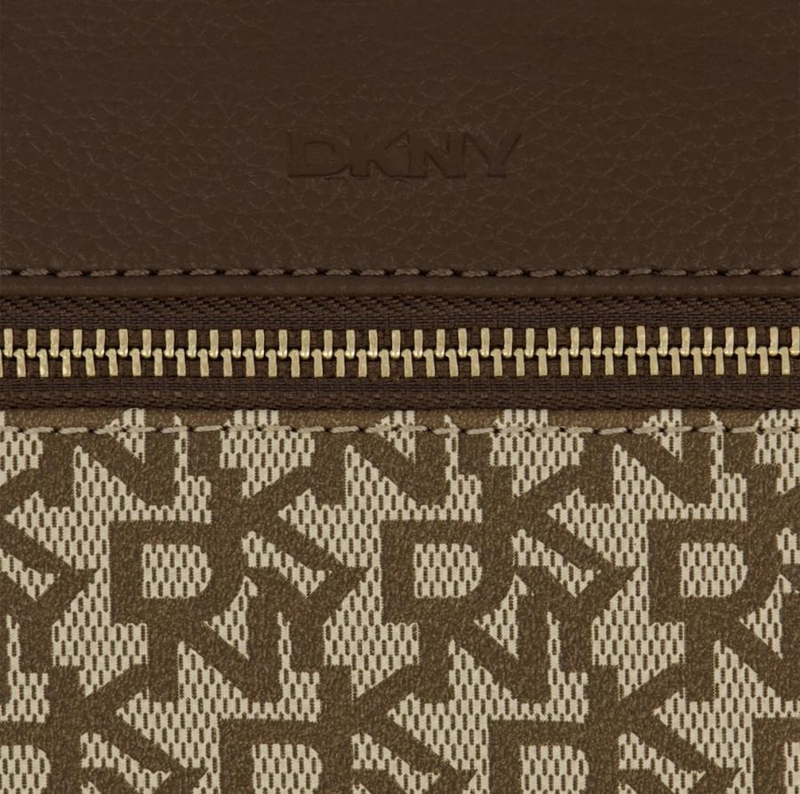 حقيبه DKNY