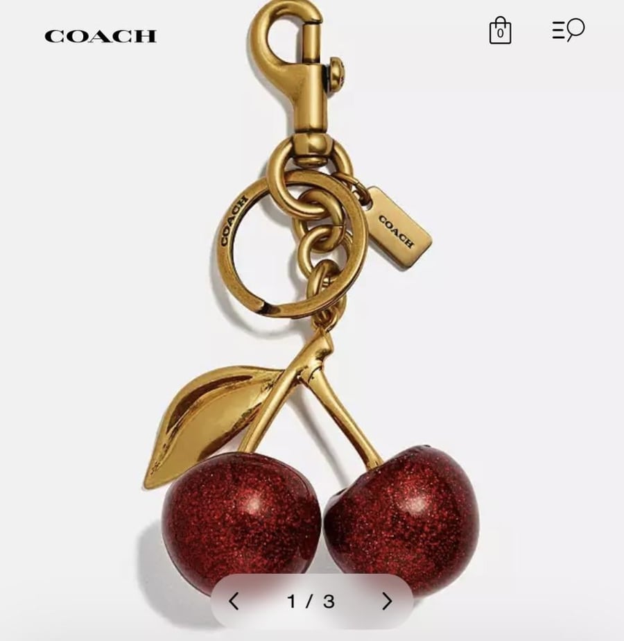 تعليقه الكرز من كوتش Cherry Charm