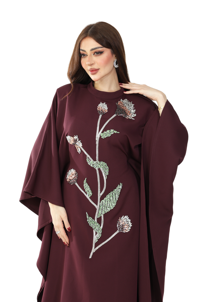Kaftan made of crepe fabric with beading and embroidery