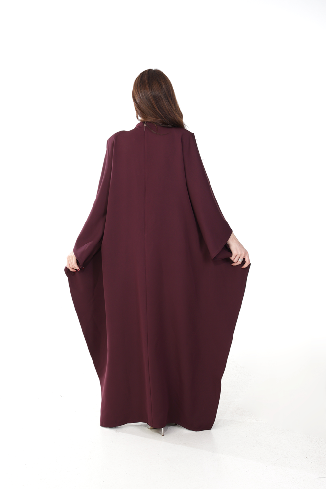Kaftan made of crepe fabric with beading and embroidery