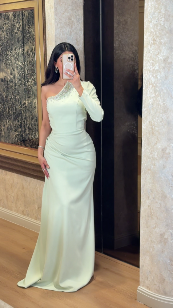 فستان سهرة بتصميم كتف واحد 25900