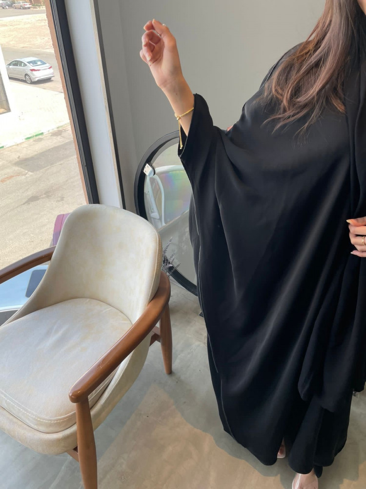 عباية قصة بشت