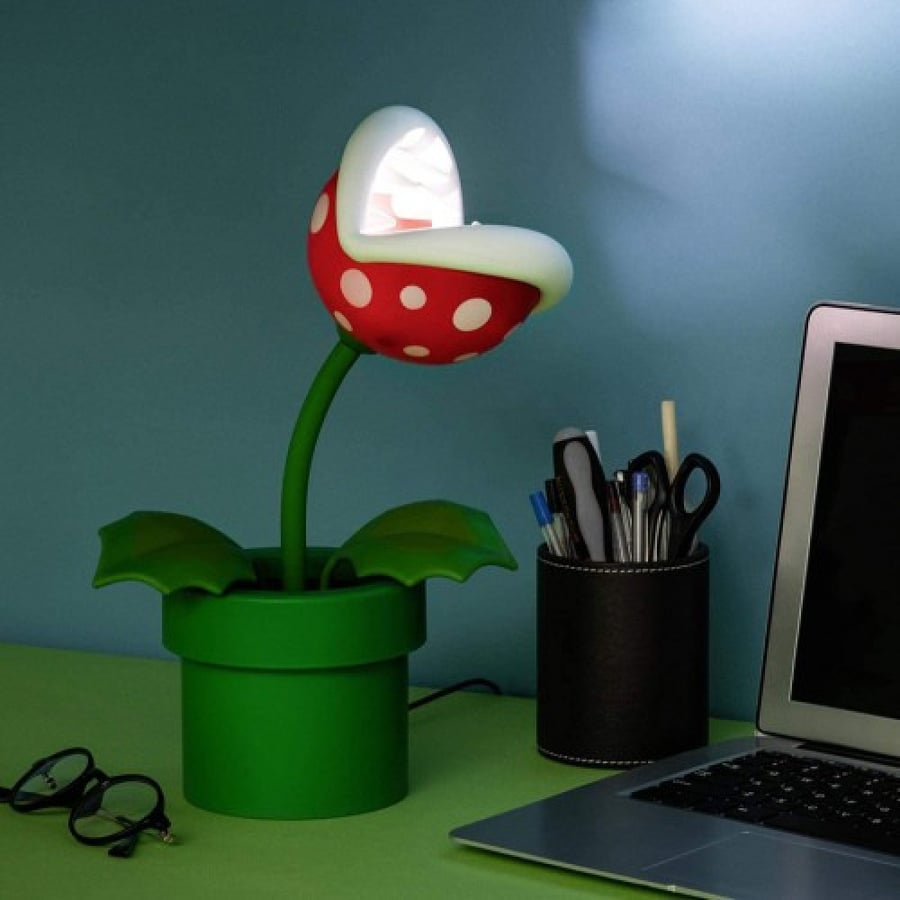 Piranha Plant Posable Lighting BDP