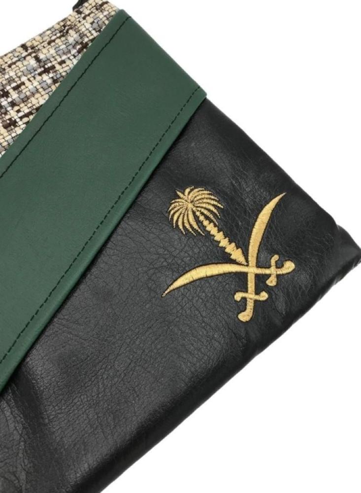 حقيبة باوتش سيفين ونخلة