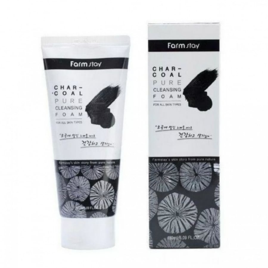 Charcoal cleaning foam from Farm Stay 180 ml