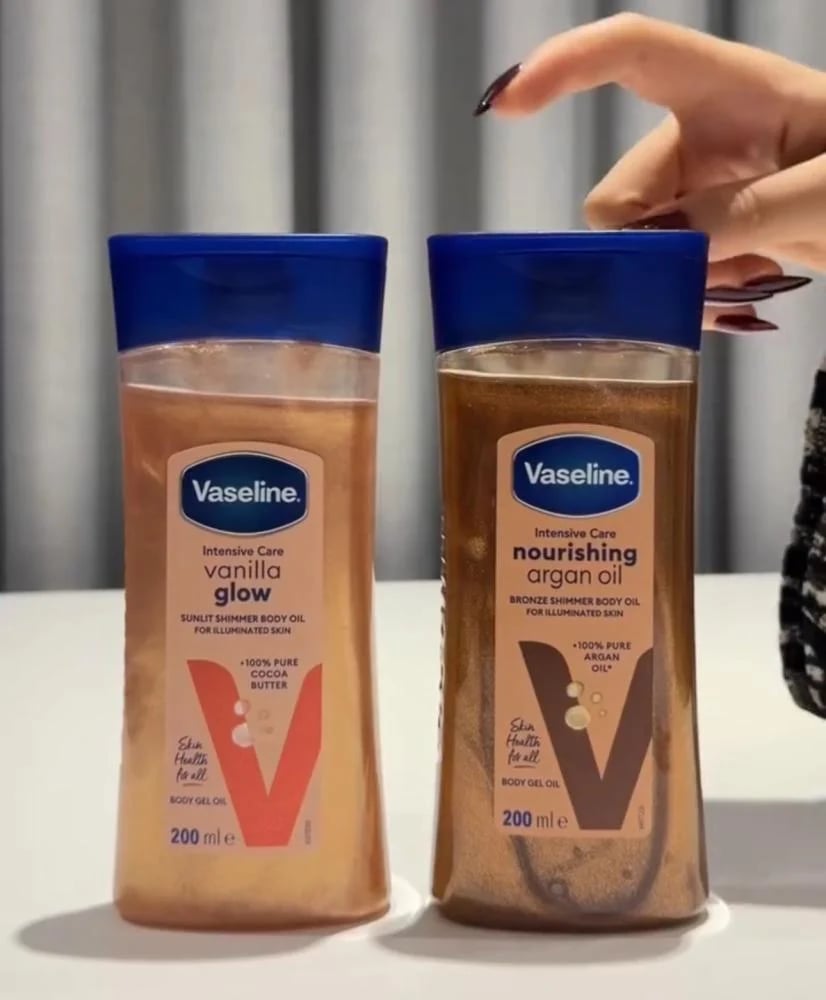 Royal Glow Duo, an innovation from Vaseline, 2 pieces