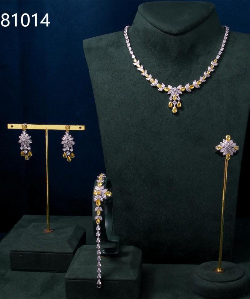 طقم اكسوارات كامل