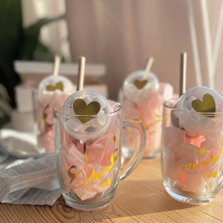 كوب Hot chocolate