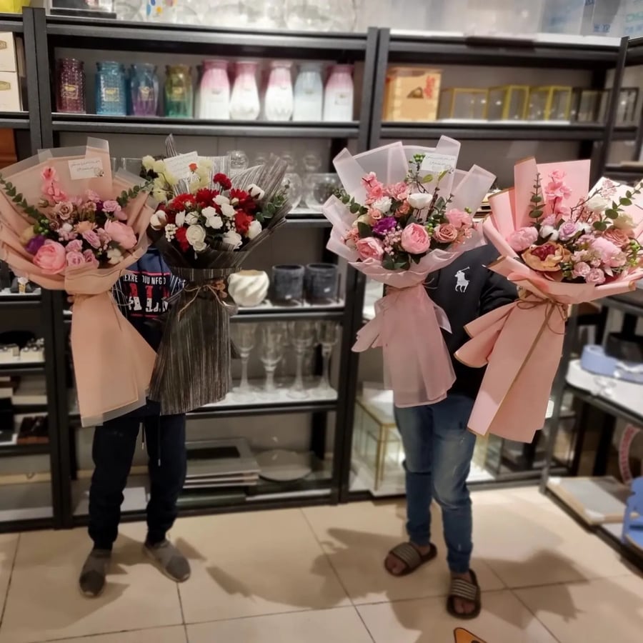 ورد صناعي شبه طبيعي