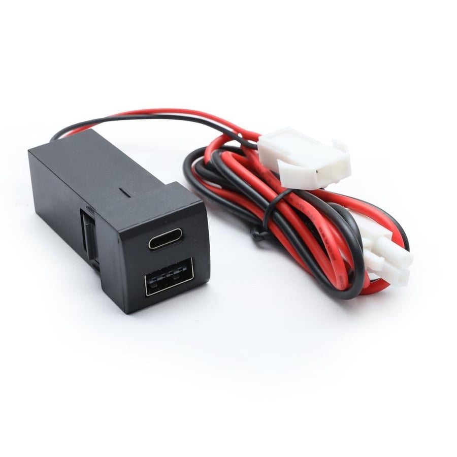 منفذ شحن Type-C + منفذ USB شحن سريع QC مستطيل تويوتا كبير