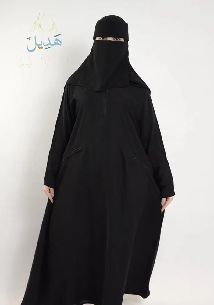 ‏عبايه العمره مع طرحه