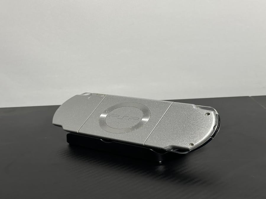 بي اس بي PSP-2000