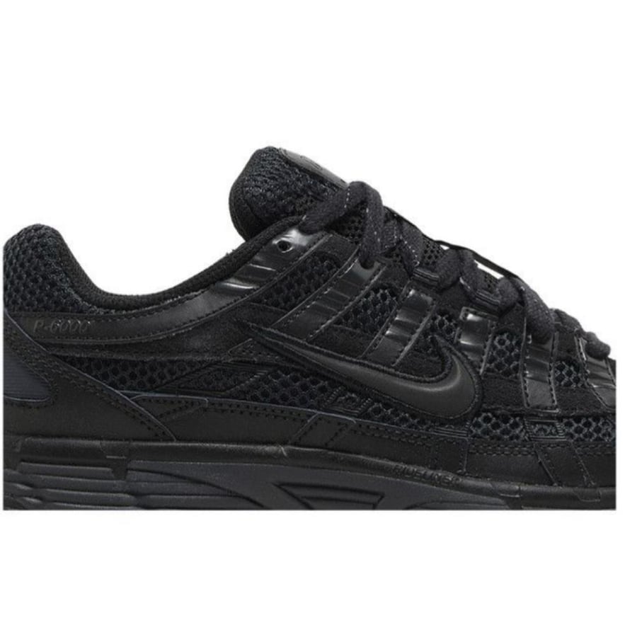 NIKE P6000