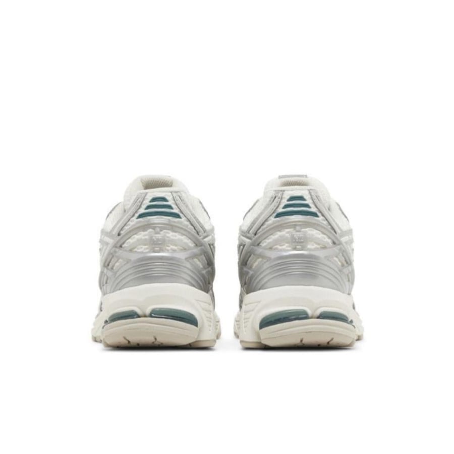 NEW BALANCE 1906R