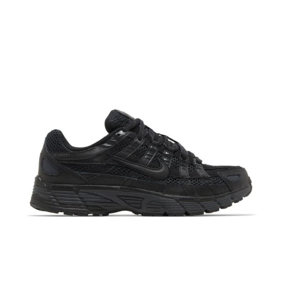 NIKE P6000