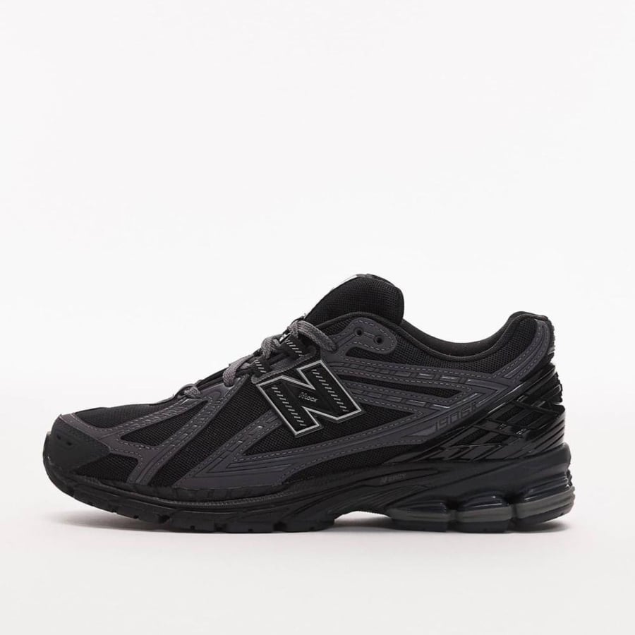 New balance 740