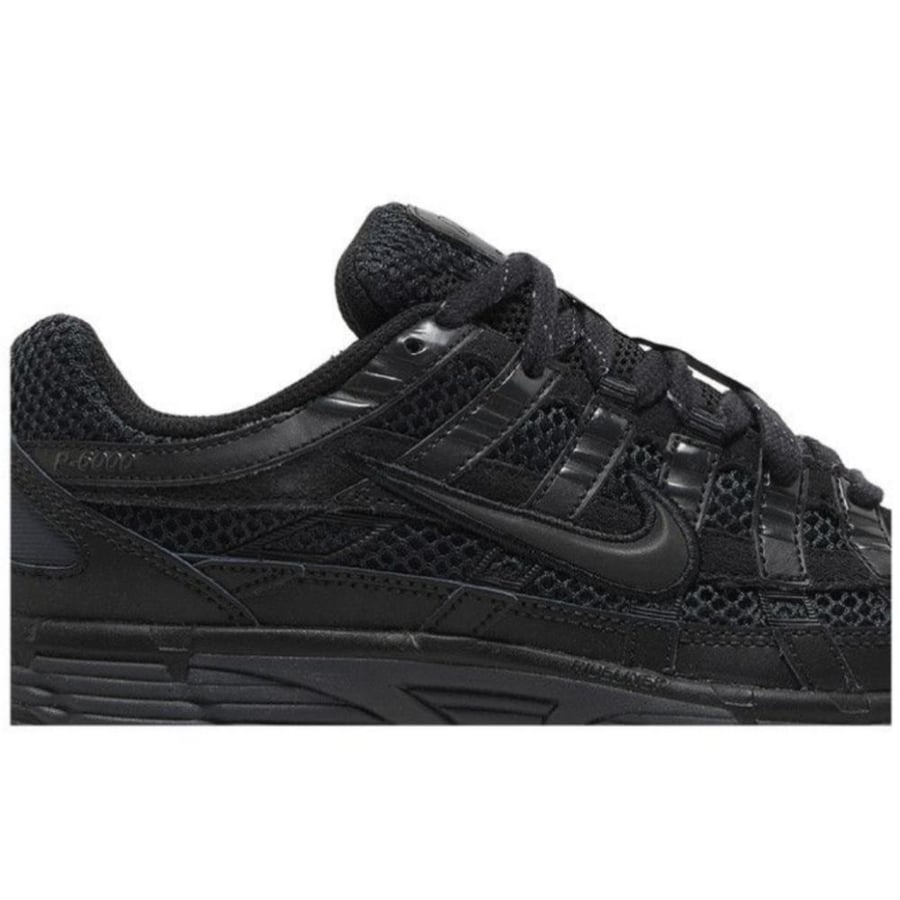 NIKE P6000