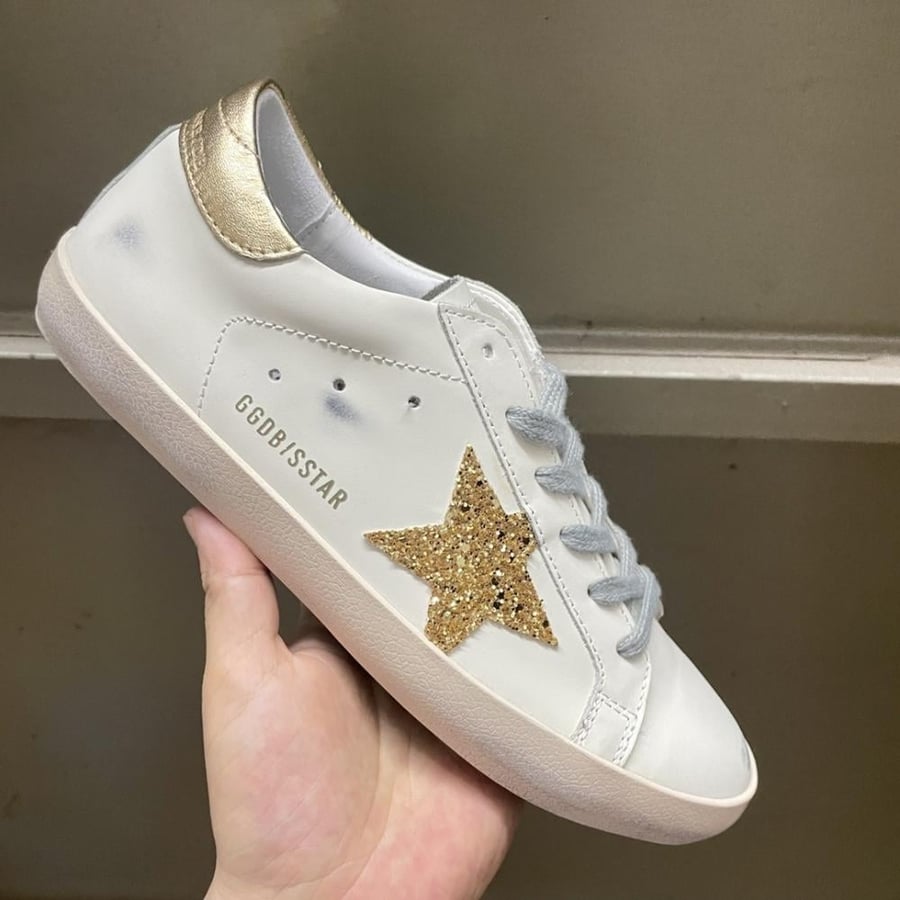 Golden Goose )