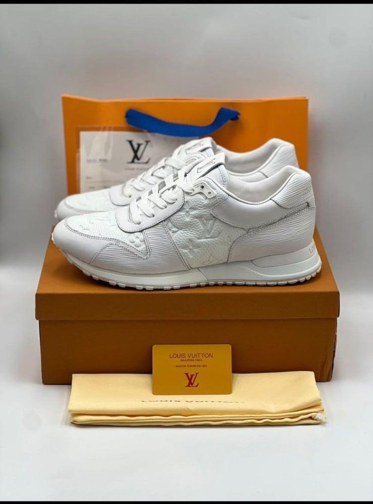 حذاء LV ابيض
