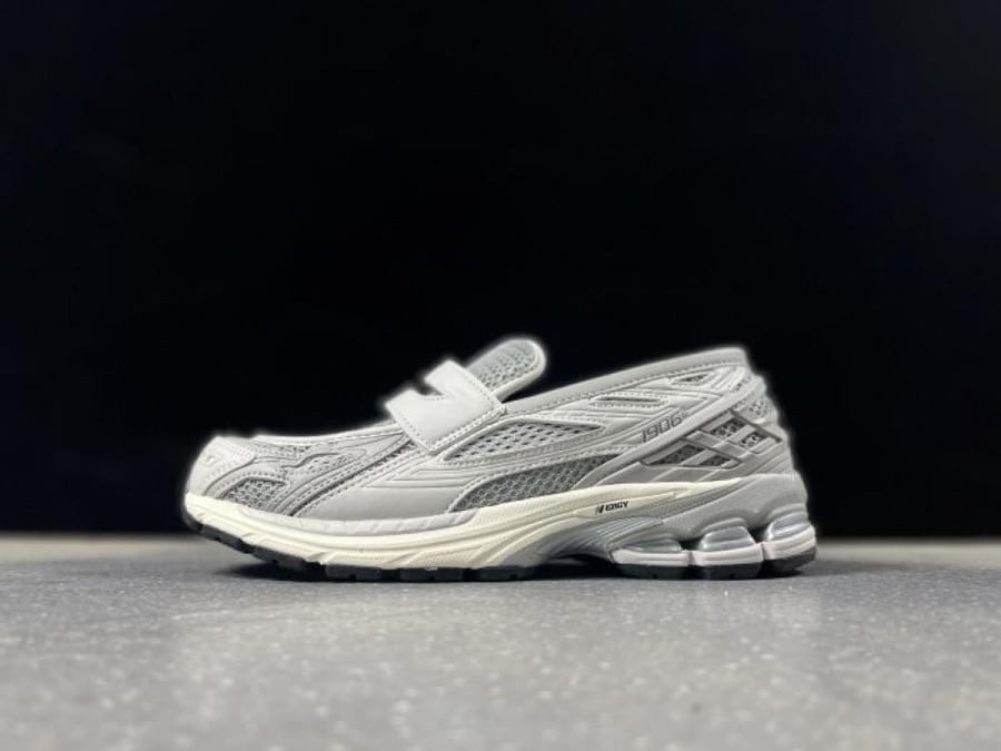 New Balance 1906 1 -